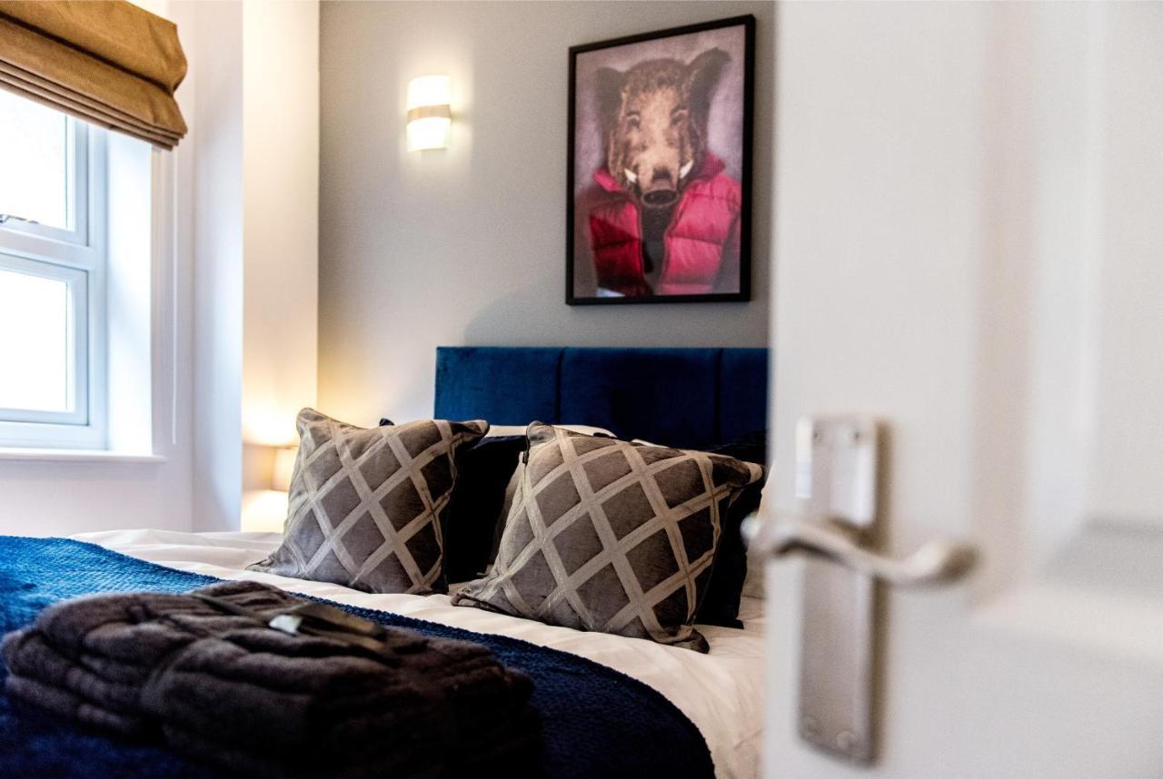 Immaculate 3 Bed House - Stunning Balcony Views Apartment Matlock  Bagian luar foto
